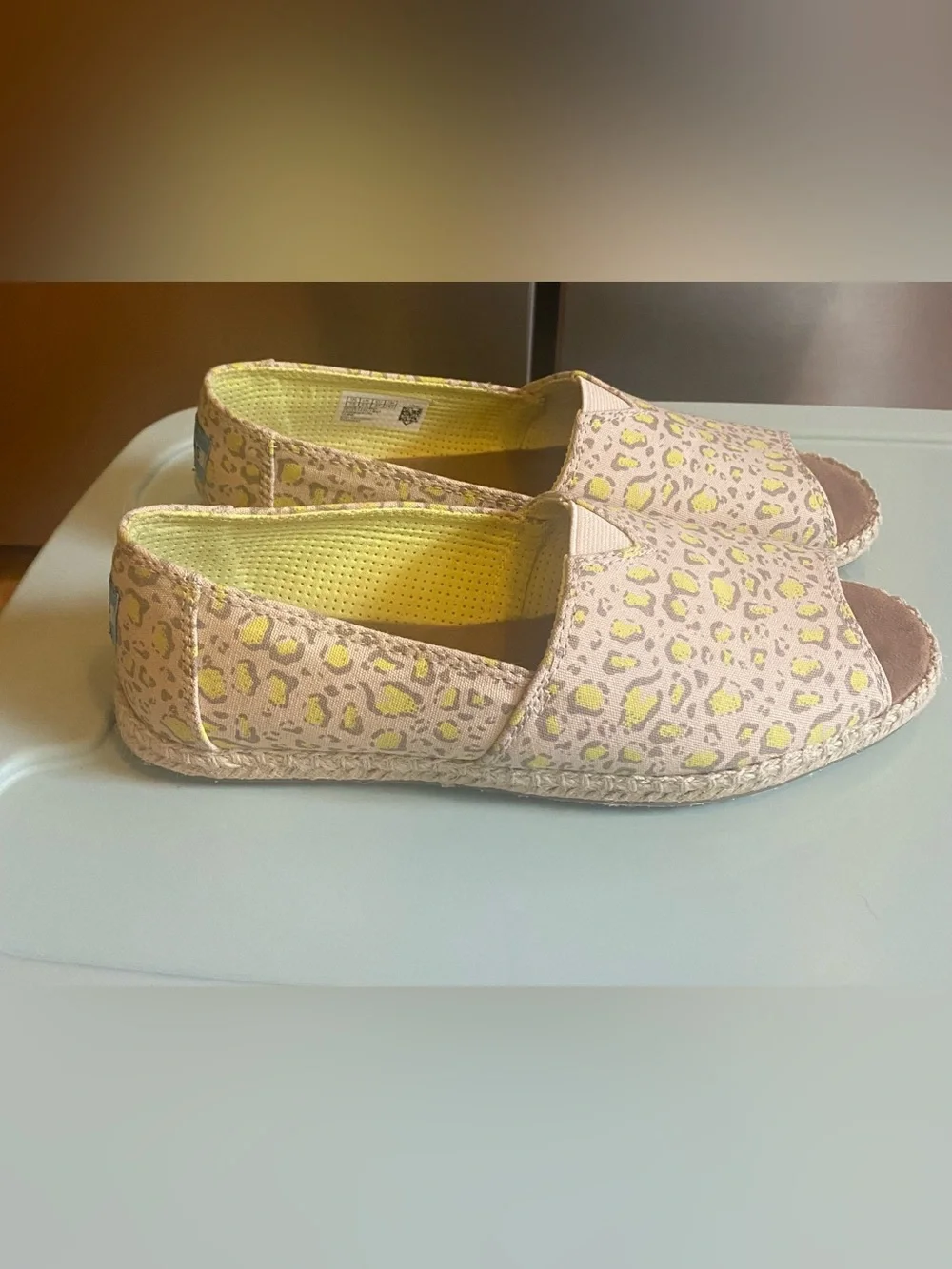 TOMS Alpargata Open Toe Espadrille Sandals Limeade Bobcat Leopard Print Boho